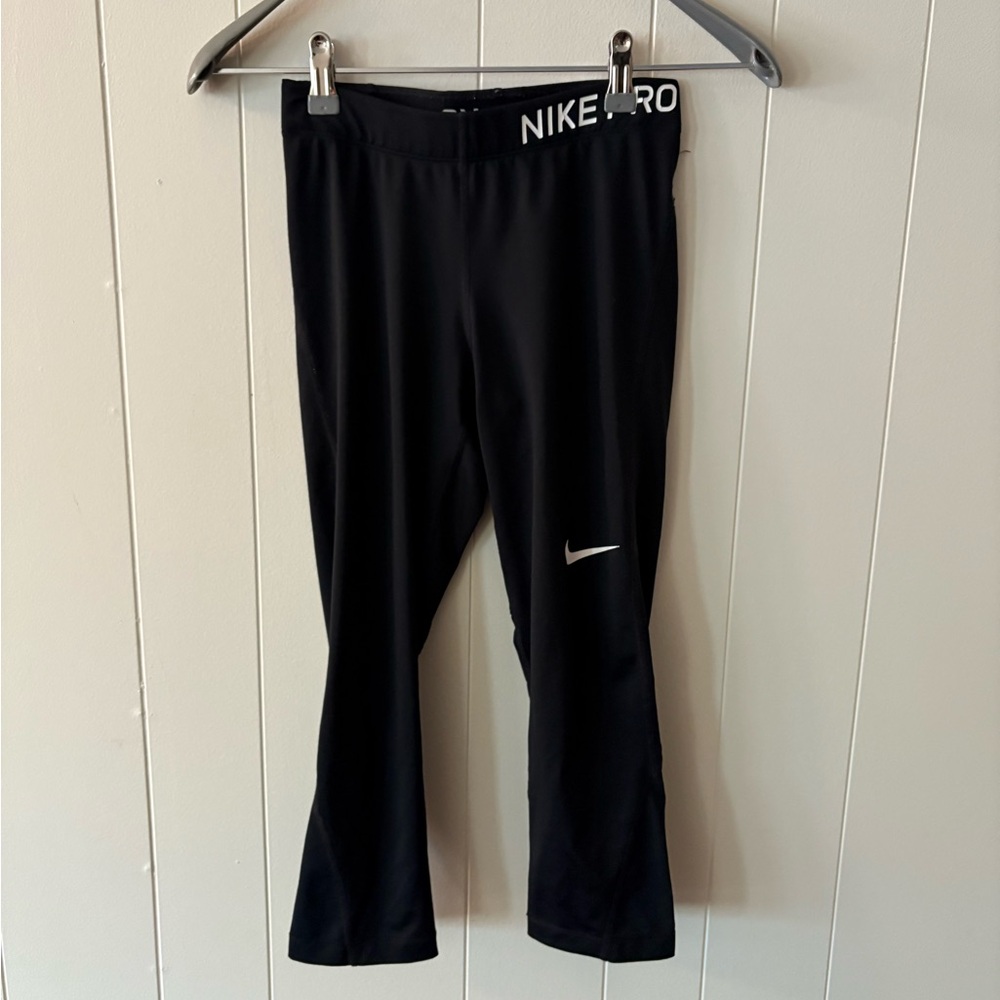 Nike Black Capri Pants Sleek Design Womens Running Size Small